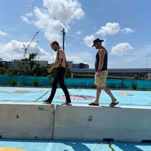 Meet your Posher, Troy